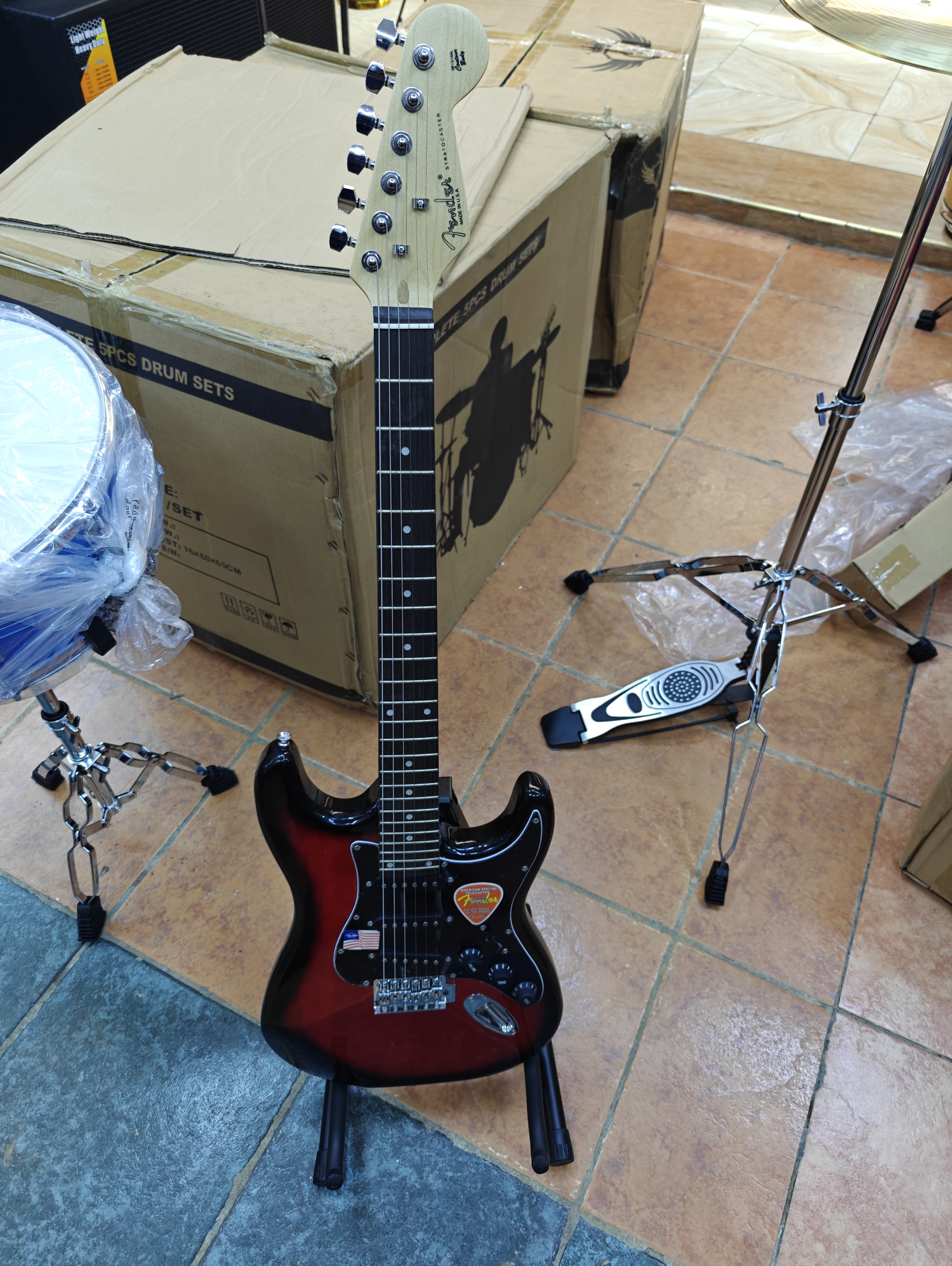 Fender stratocaster Electric Guitar 